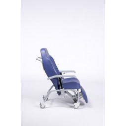 Asiento reclinable reposapies