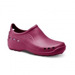 Zueco sanitario shoes burdeos