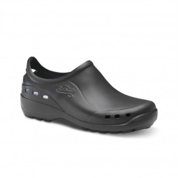 Zueco sanitario shoes negro