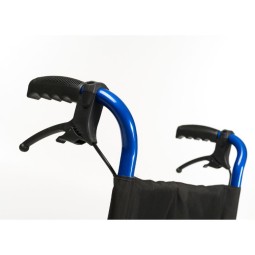 SILLA CON FRENOS EN EMPUÑADURAS