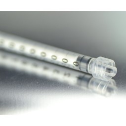 JERINGA DE 1ML CONO ROSCA LUER-LOCK - CAJA DE 100 UNID