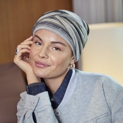 TURBANTE HOCZOYA V. BLACK...