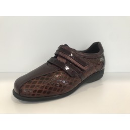 Zapato doble velcro burdeos dr. cutillas 53218